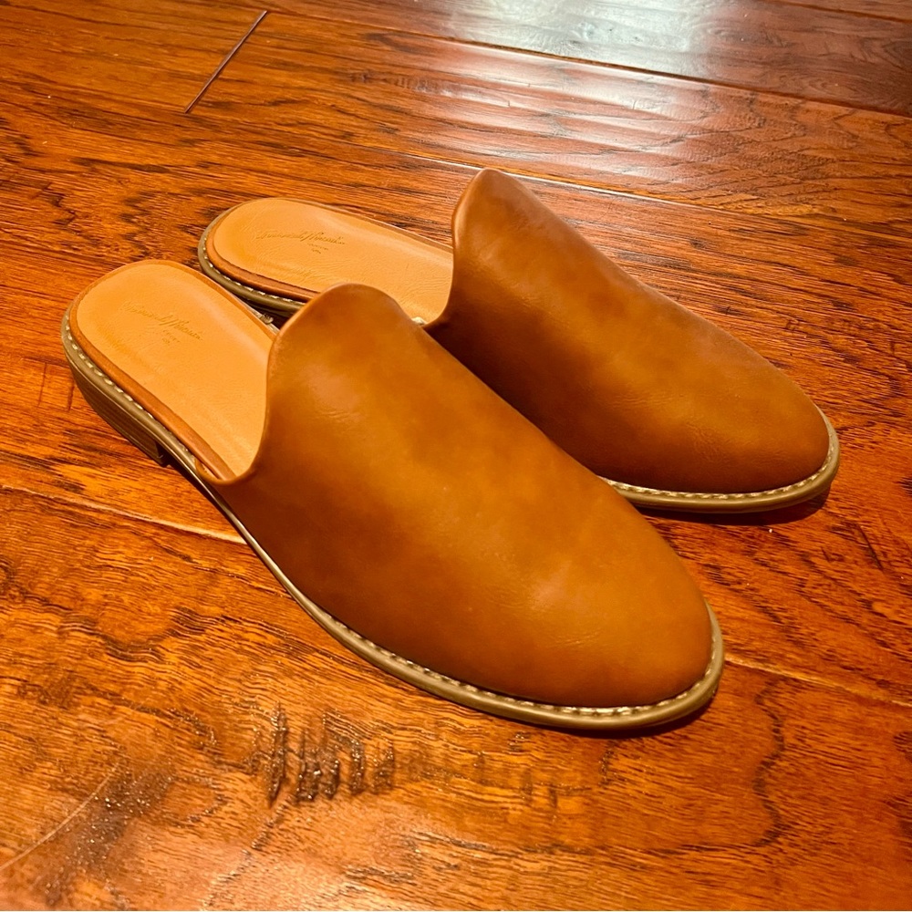 Leather slip on shoes